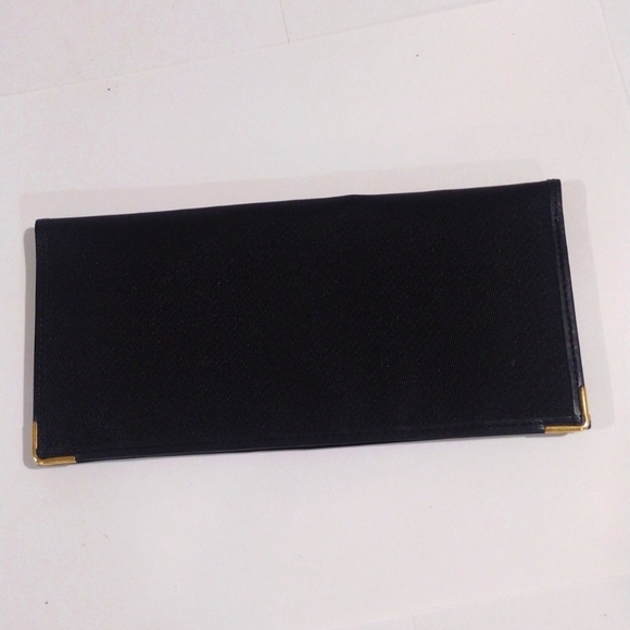 Luxury Black Leather Rémy Martin Wallet w/ Gold Corner Accents, Unisex Accessory - Picture 3 of 12